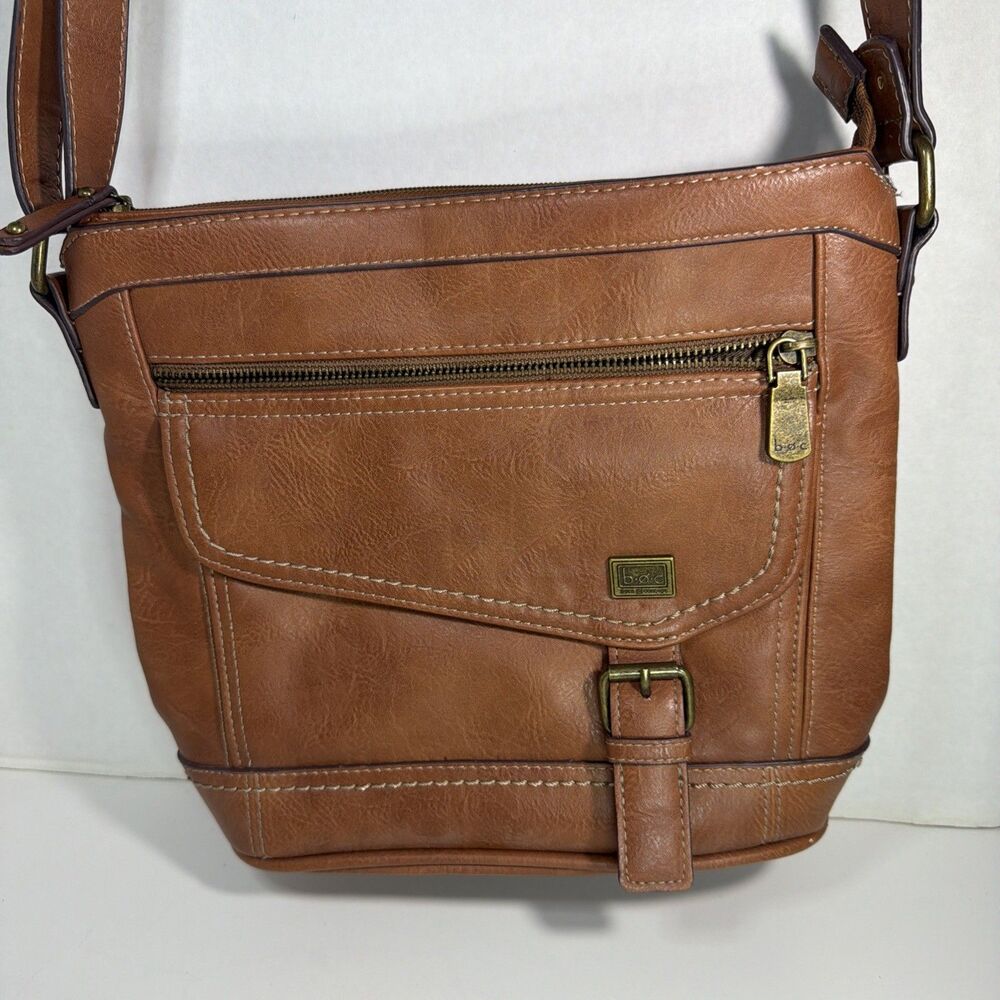 BOC Crossbody Purse Shoulder Bag Brown Leather Born Concept B.O.C. Saddle Bucket